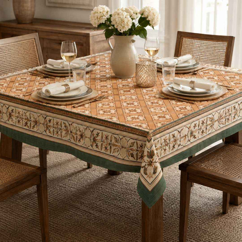 Aloe Table Cover (60x60 Inch)