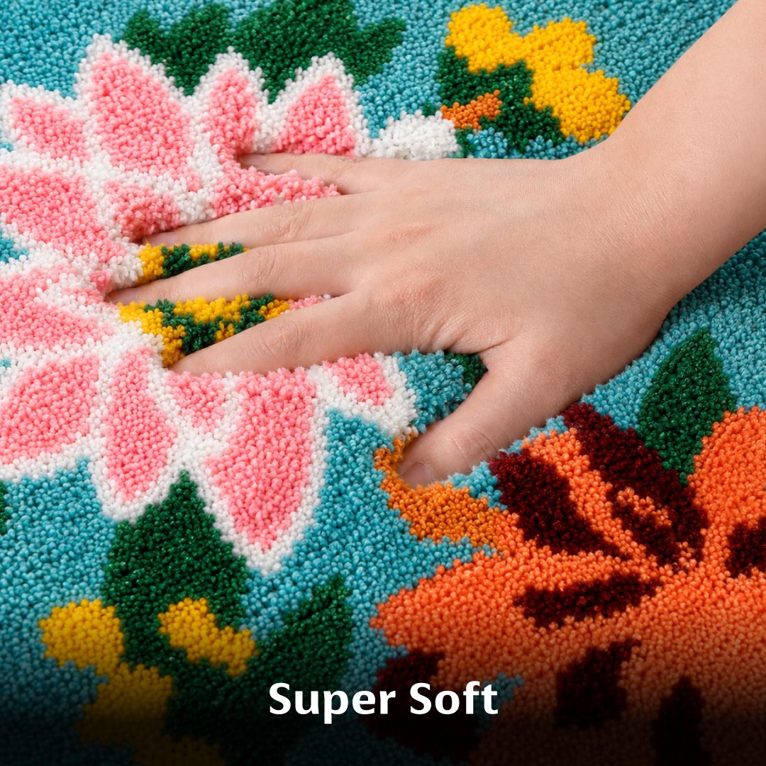 Nature Peacock Runner Mat - Roseate